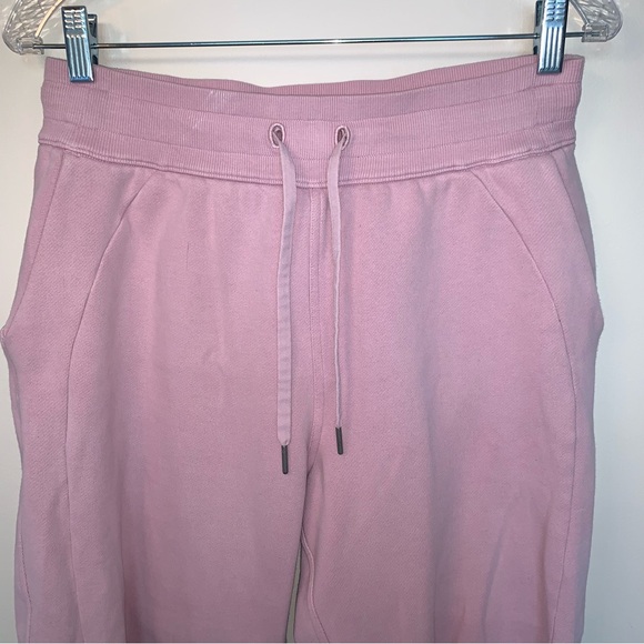 Lululemon Scuba High-Rise Relaxed Jogger Pink - Picture 9 of 10